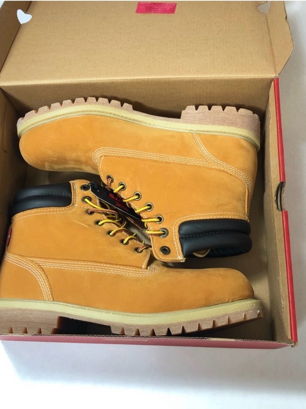 New Levi’s “Fremont Wheat” Men’s Boots 9.5
